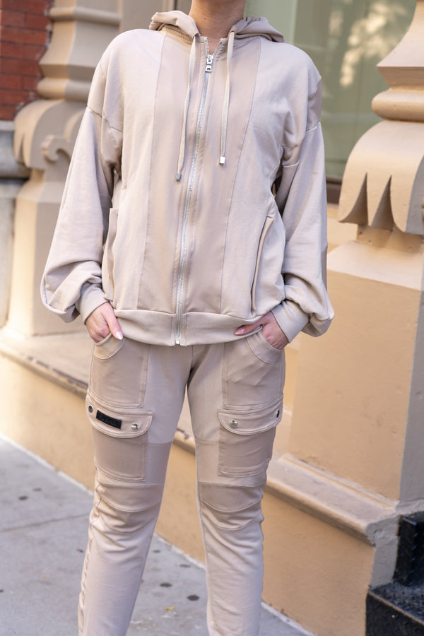 ELI TRACKSUIT BISCOTTI (Unisex)