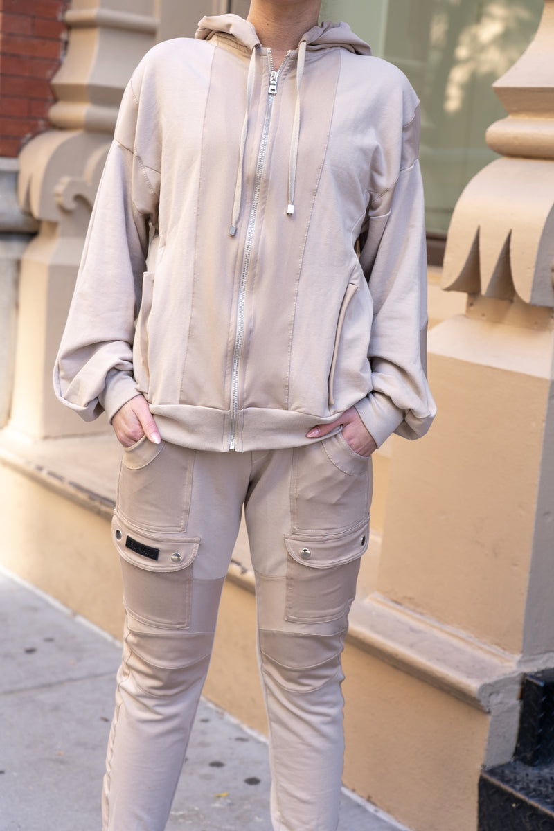 ELI TRACKSUIT BISCOTTI (Unisex)