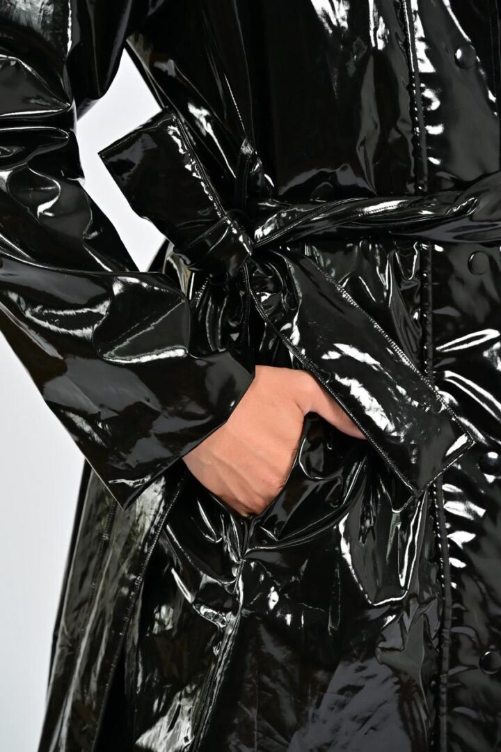 JO SHINY RAINCOAT